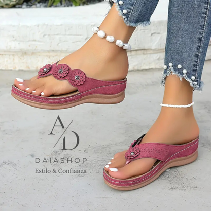 Sandalia trespuntada tres flores